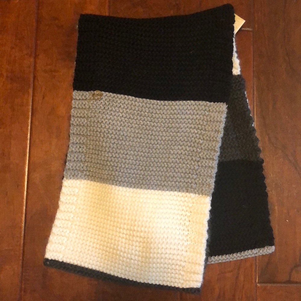 Michael Kors infinity scarf